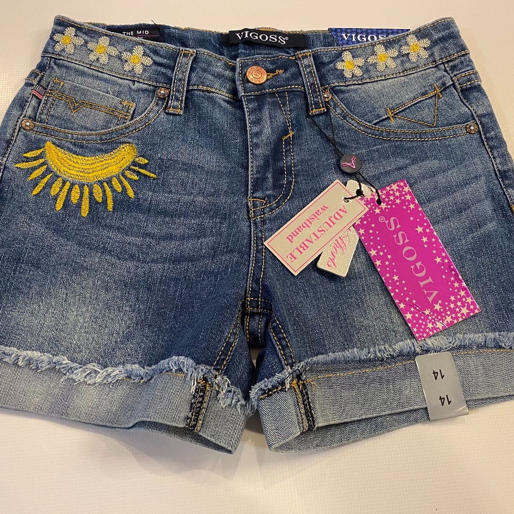 Vigoss Mid Rise Shorts NWT